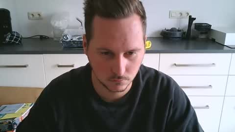 Snapshot of lucas1996_ chatting on September 18, 1:15 pm Lucas online show from September 18, 1:15 pm