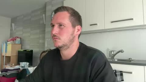 Snapshot of lucas1996_ chatting on September 11, 3:35 pm Lucas online show from September 11, 3:35 pm