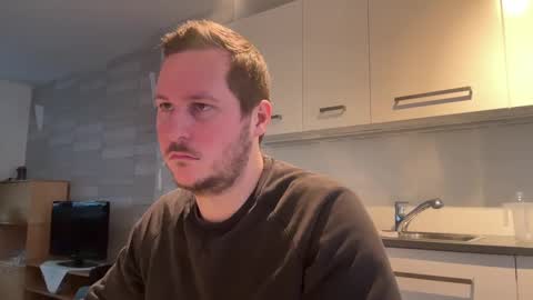 Snapshot of lucas1996_ chatting on January 9, 9:06 am Lucas online show from January 9, 9:06 am