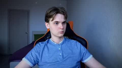 Lucas Gill online show from March 6, 3:13 am