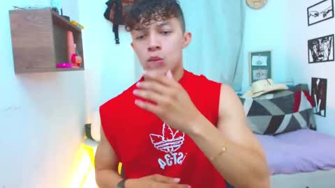 Lucas Luxx online show from September 17, 1:03 pm