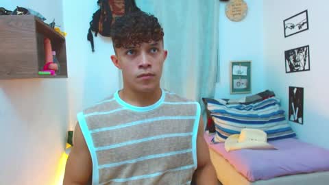 Lucas Luxx online show from September 12, 5:04 pm