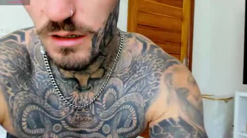 lucasexclusive online show from October 4, 7:06 am