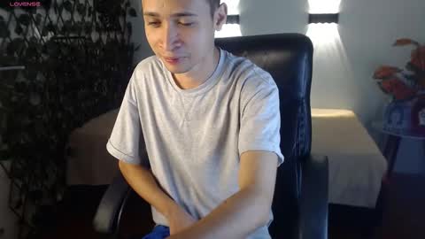 LucassSmith11 online show from January 12, 12:12 pm