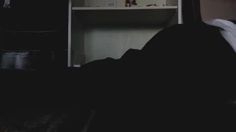 Luchi Luchano online show from January 11, 1:00 am