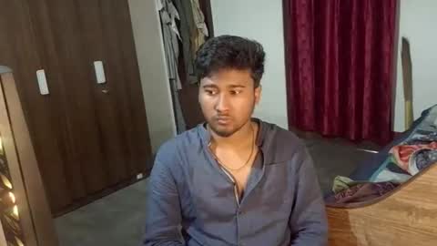 luci_ri online show from March 30, 2:11 am