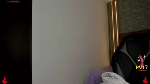 lucia star  online show from February 4, 10:34 pm