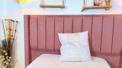 lucia_sweeet online show from November 21, 6:17 pm