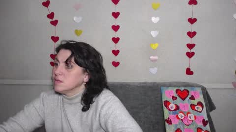 Snapshot of luciami chatting on February 15, 12:11 pm LuciaMi online show from February 15, 12:11 pm