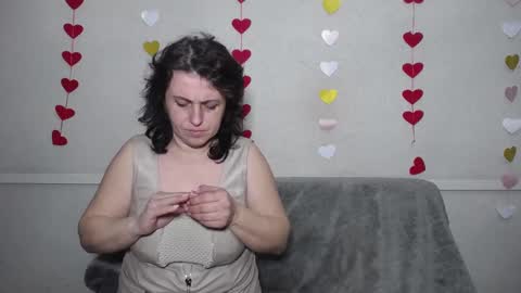 Snapshot of luciami chatting on February 27, 9:47 pm LuciaMi online show from February 27, 9:47 pm