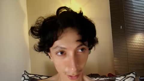 Snapshot of lucian_morel_s chatting on October 10, 2:01 pm Lucian Morel S online show from October 10, 2:01 pm