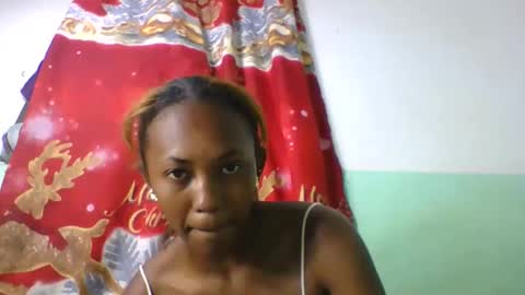 lucie196645 online show from May 24, 7:15 am