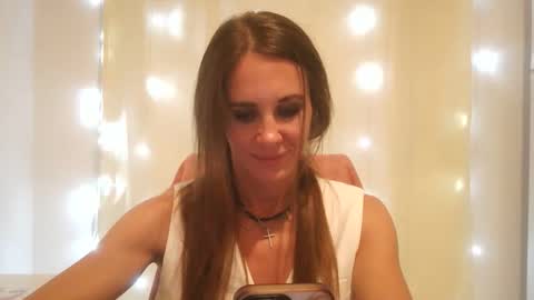 LucieMack online show from September 11, 6:09 pm