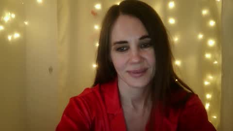 LucieMack online show from March 29, 9:05 pm