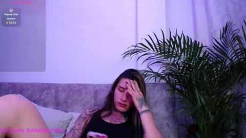 Snapshot of luciiana_lol chatting on September 10, 11:06 pm luciiana online show from September 10, 11:06 pm