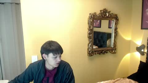 luckk_ online show from May 18, 9:37 am