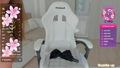 lucky__lady_ online show from May 28, 9:35 pm