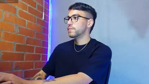 Snapshot of lucky_blessed chatting on October 16, 12:10 am lucky_blessed online show from October 16, 12:10 am