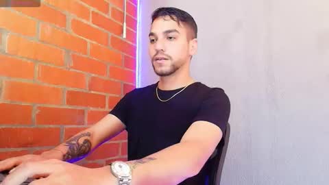 Snapshot of lucky_blessed chatting on October 2, 7:23 pm lucky_blessed online show from October 2, 7:23 pm