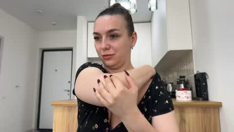 lucky_foryou_baby online show from June 23, 9:39 am