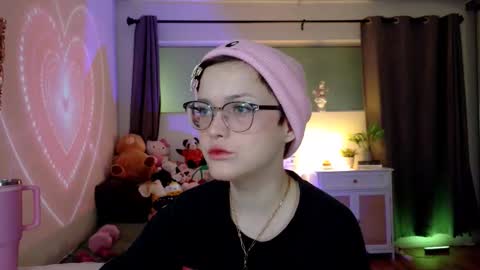 Jade online show from February 15, 3:20 am