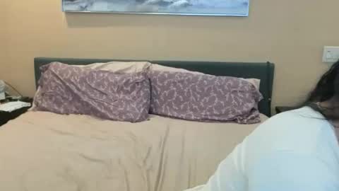 luckylee1992 online show from February 18, 3:28 am