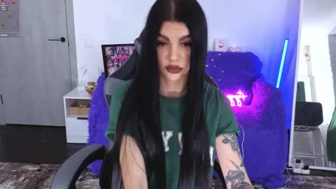 Monika online show from December 3, 3:56 pm