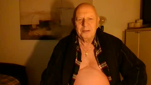 Luclostops online show from December 22, 6:42 am