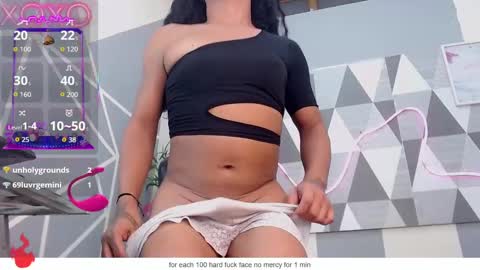Snapshot of lucy_dirty28 chatting on September 23, 2:05 am lucy_dirty28 online show from September 23, 2:05 am