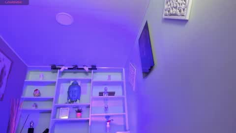 Lucy  online show from February 24, 11:19 pm