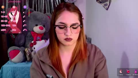 LUCIA  online show from October 27, 8:42 pm