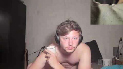 LucyLoes online show from October 4, 6:17 pm