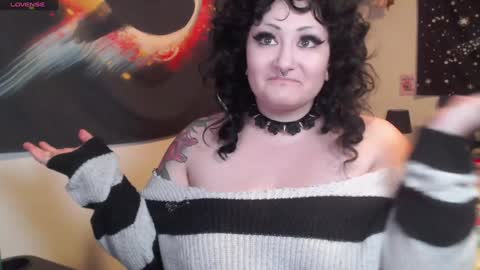 Lucy Lynx online show from January 8, 12:38 am