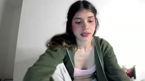 lucyportman online show from April 10, 6:30 am