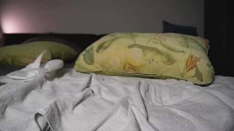 Lucy online show from January 20, 2:25 pm