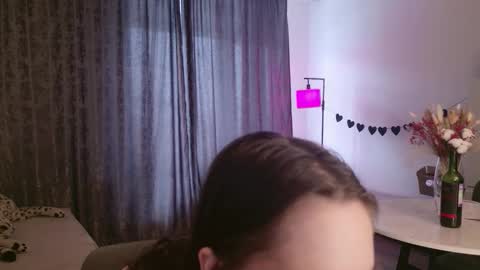 Lucy Rose online show from February 17, 12:04 pm