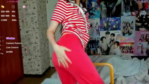 Lucy Rose online show from October 10, 5:13 am