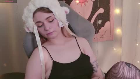 Lucy online show from July 14, 1:38 pm