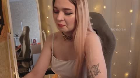 Lucy online show from February 2, 11:39 am