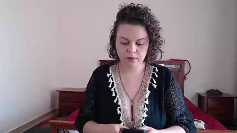 Snapshot of lucywmiller chatting on October 16, 1:33 pm Call me Lucy online show from October 16, 1:33 pm