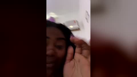 ludthay online show from January 11, 4:02 pm