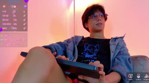 Lui online show from March 28, 8:27 am