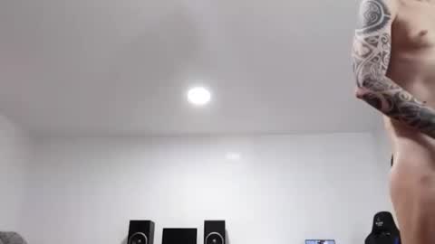 Snapshot of luigielporno chatting on November 1, 7:35 pm Luigi online show from November 1, 7:35 pm