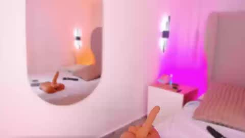 L U I S A online show from February 2, 8:49 pm