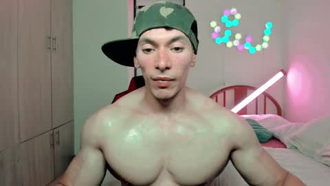 Snapshot of luisfernikesportboy chatting on December 9, 11:34 pm Luis Fer PVT IS OPEN online show from December 9, 11:34 pm