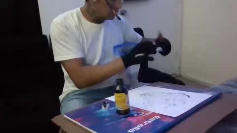 luisjg24hrs online show from April 27, 5:49 am