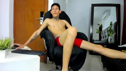Snapshot of lujuriau_u chatting on October 8, 5:13 am lujuriau_u online show from October 8, 5:13 am