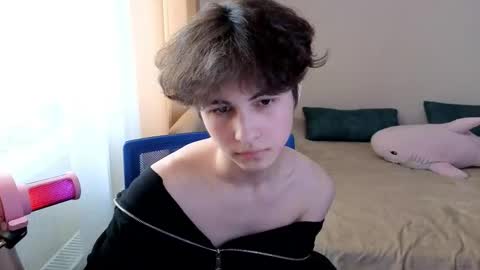 lukahayes online show from February 13, 1:47 pm