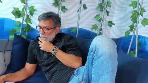 Luke Crews online show from March 1, 7:26 pm