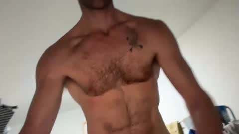 Snapshot of lukegunn22 chatting on December 3, 10:56 pm MR. Luke Gunn online show from December 3, 10:56 pm